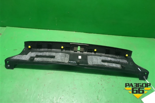 Обшивка багажника (на заднюю панель) (857703T000) для Kia Quoris с 2012г (Кворис)