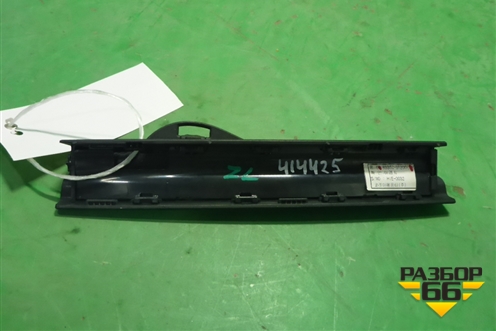 Шторка солнцезащитная (двери задней левой, форточки) (833523T200) для Kia Quoris с 2012г (Кворис)