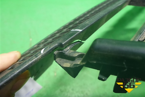 Решетка радиатора (до 2010г) (7H5807101) для Volkswagen Transporter T5 с 2003-2015г (Транспортер Т5)