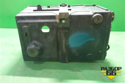 Ящик под аккумулятор (4M5110723BC) для Ford Focus 2 с 2008-2011г (Фокус)