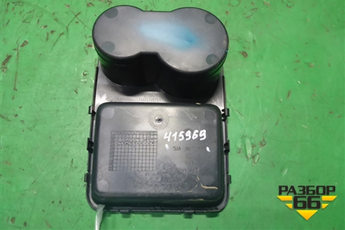 Подстаканник (5JA862531) для Skoda Rapid с 2013г (Рапид)