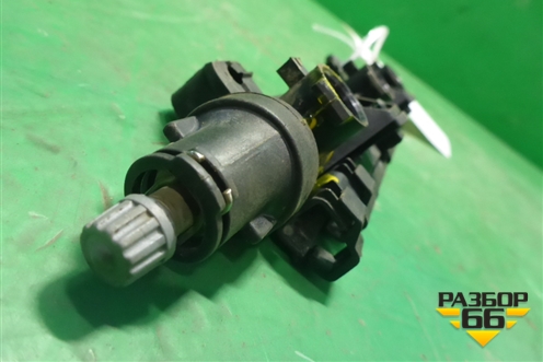 Рейка топливная рампа (1.2л CGP) (03E133320A) для Skoda Rapid с 2013г (Рапид)