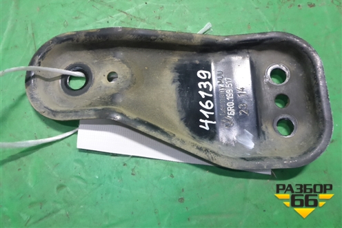 Кронштейн рычага левый (6R0199517) для Skoda Rapid с 2013г (Рапид)