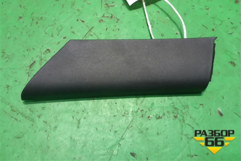 Накладка двери передней левой уголок для Mazda CX 7 с 2006-2012г (СХ7)