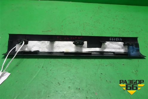 Накладка порога внутренняя переднего левого (EG2168720) для Mazda CX 7 с 2006-2012г (СХ7)