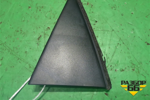 Накладка двери задней левой (уголок) (EG2150M40) для Mazda CX 7 с 2006-2012г (СХ7)