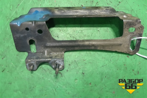 Кронштейн усилителя переднего бампера правый для Mazda CX 7 с 2006-2012г (СХ7)