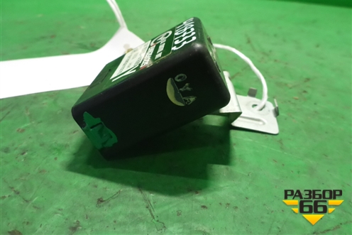 Блок электронный (управления корректора фар) (EH6251225) для Mazda CX 7 с 2006-2012г (СХ7)