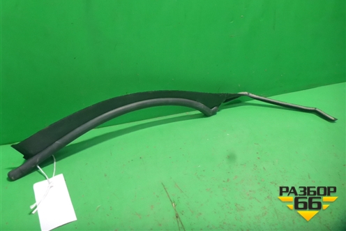 Накладка двери задней правой (на арку внутренняя) (6785748030) для Lexus RX 350 c 2015г (РХ)