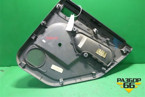 Обшивка двери задней левой под механику (универсал) (4M51A27407E) для Ford Focus 2 с 2008-2011г (Фокус)