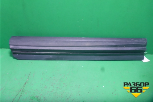 Накладка двери передней правой (7507148100) для Lexus RX 350 c 2015г (РХ)