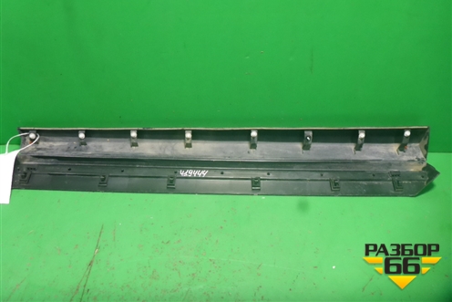 Накладка двери передней правой (7507148100) для Lexus RX 350 c 2015г (РХ)