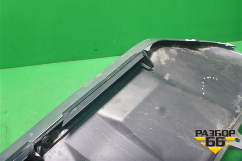 Накладка переднего бампера (4M0807733D) для Audi Q7 c 2015г (Ку 7)