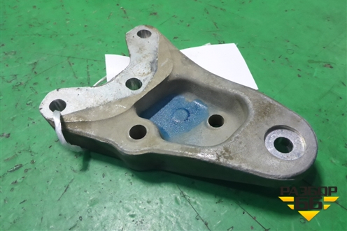 Кронштейн двигателя правый ( 1.2л CGP) (6Q0199185S) для Seat Ibiza с 2008-2017г (Ибица)