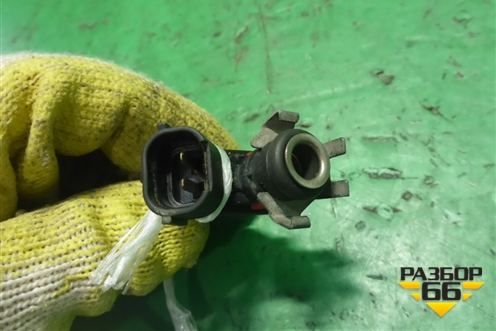 Форсунка инжекторная электрическая ( 1.2л CGP) (03E906031C) для Seat Ibiza с 2008-2017г (Ибица)