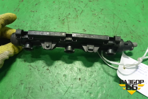 Рейка топливная рампа ( 1.2л CGP) (03E133320A) для Seat Ibiza с 2008-2017г (Ибица)