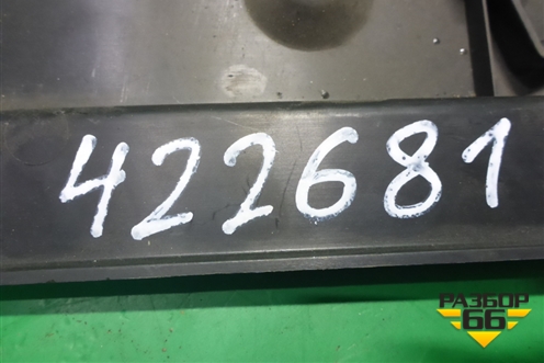 Накладка на торпедо (правая под бардачком) для Cadillac CTS с 2008-2013г (ЦТС)