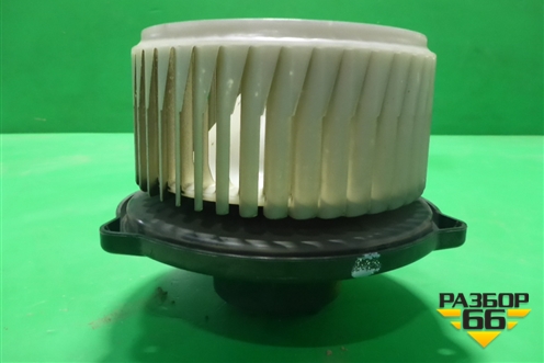 Моторчик отопителя (2727005260) для Cadillac CTS с 2008-2013г (ЦТС)