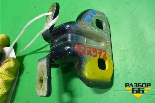 Петля двери задней левой верхняя для Cadillac CTS с 2008-2013г (ЦТС)