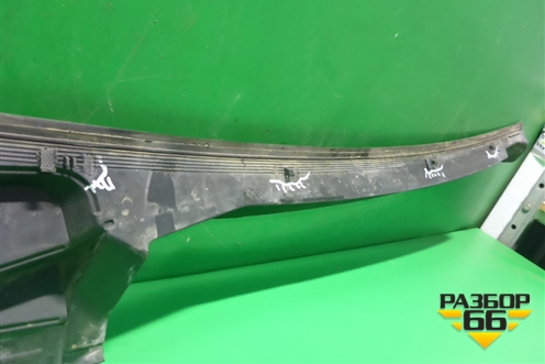 Решетка стеклоочистителей левая (25885184) для Cadillac CTS с 2008-2013г (ЦТС)