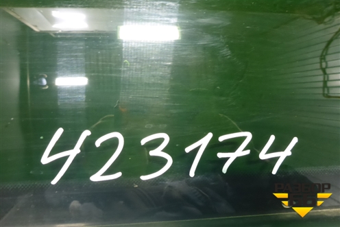 Стекло глухое левое (3-х дверный кузов 2010г) (6J3845041C) для Seat Ibiza с 2008-2017г (Ибица)