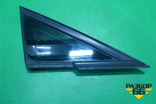 Стекло глухое правое (переднее 2010г) (6J0845412) для Seat Ibiza с 2008-2017г (Ибица)