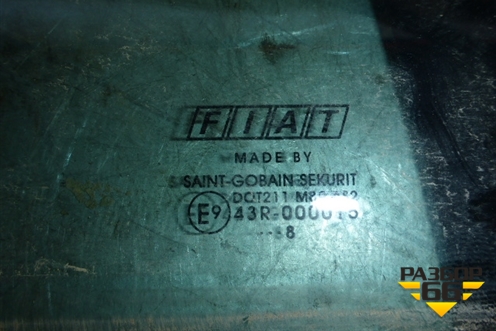 Стекло двери задней левой форточка для Fiat Bravo с 2006г (Браво)
