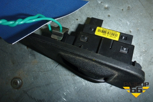 Кнопка стеклоподъёмника задняя левая для Fiat Bravo с 2006г (Браво)