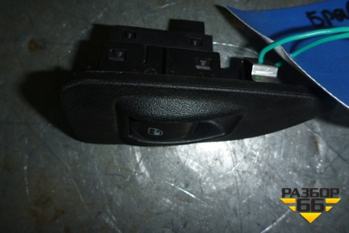 Кнопка стеклоподъёмника задняя правая для Fiat Bravo с 2006г (Браво)
