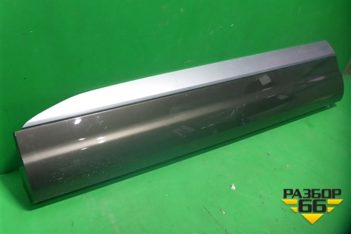 Накладка двери передней левой (4M0853959F) для Audi Q7 c 2015г (Ку 7)