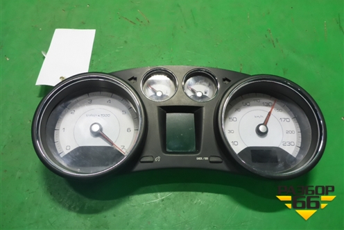 Щиток приборов (5550015540) для Peugeot 408 с 2012г