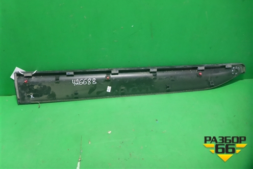 Накладка двери передней правой (87724M0000) для Hyundai Creta с 2016-2021г (Крета)