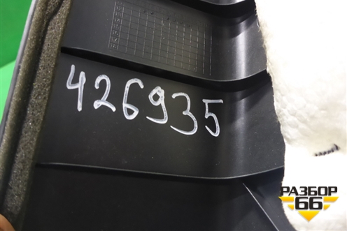 Обшивка стойки задняя верхняя левая (хетчбэк) (858501R500) для Hyundai Solaris с 2010-2016г (Солярис)