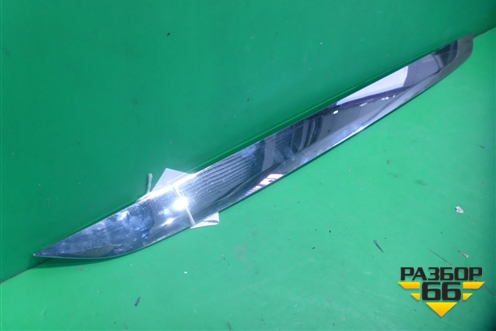 Накладка двери багажника (хром) (A4476940082) для Mercedes Benz V-Klass Vito/Viano W 447 с 2014г (В Вито/Виано)