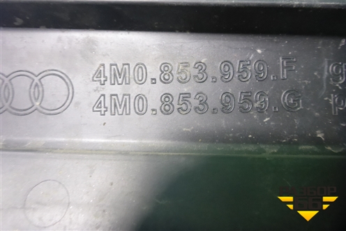 Накладка двери передней левой (4M0853959B) для Audi Q7 c 2015г (Ку 7)