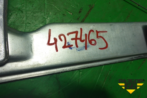 Стеклоподъёмник механический задний правый для Renault Duster I с 2010-2021г (Дастер)