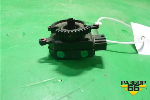 Моторчик заслонки отопителя для Skoda Fabia с 2007-2014г (Фабия)