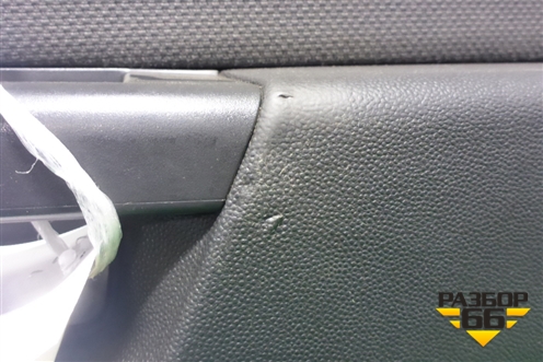 Обшивка двери передней правой под электрику (5-ти дверный кузов) (13153882) для Opel Astra H с 2004-2015г (Астра Аш)