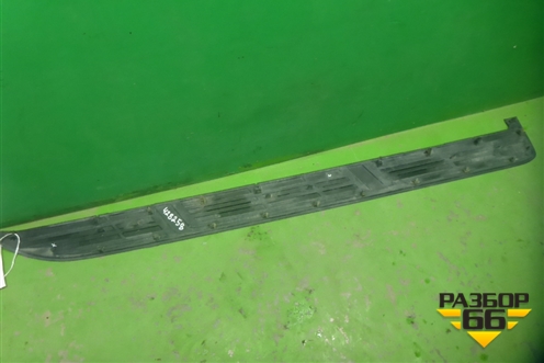 Накладка подножки правой (517716A130) для Toyota Land Cruiser Prado(150) с 2009г (Ленд Крузер Прадо)