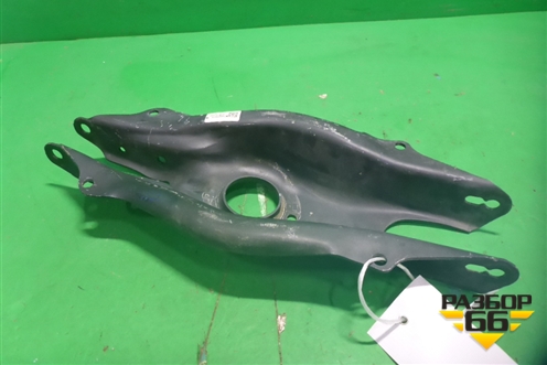 Рычаг задний нижний под пружину (A2053522000) для Mercedes Benz C-Klass W205 с 2014г (Ц)