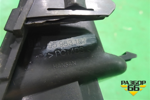 Накладка на торпедо (на дисплей) (96983187) для Chevrolet Cruze c 2009-2015г (Круз)