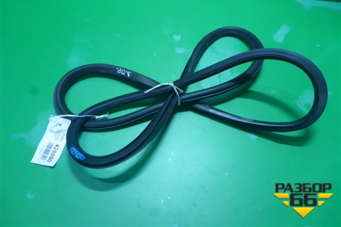 Уплотнитель двери задней правой (хетчбэк) для Chevrolet Cruze c 2009-2015г (Круз)