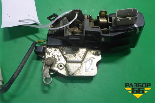 Замок двери задней левой (4 контакта) для BMW 7-серия E38 с 1994-2001г