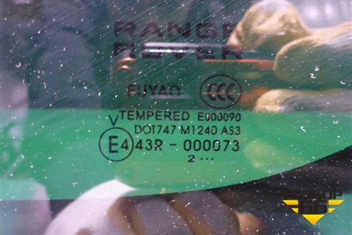 Стекло глухое правое (2012г) (LR044116) для Land Rover Range Rover Sport с 2013-2022г (Спорт)