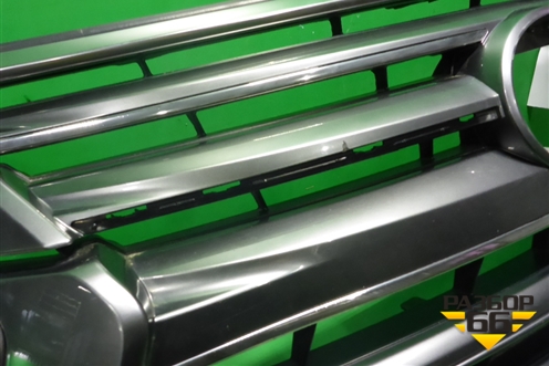 Решетка радиатора (5311260230) для Lexus LX-570 с 2015г (ЛХ)