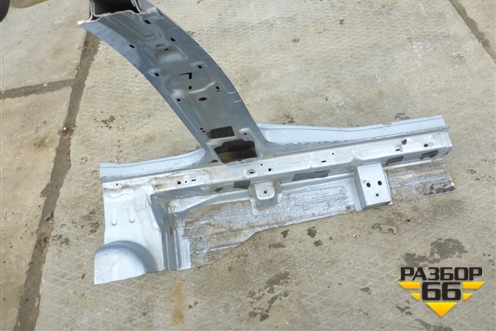 Порог со стойкой левый для Ford Fusion с 2002г (Фьюжн)