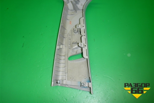 Обшивка стойки центральная верхняя правая (2N11N24582ANW) для Ford Fusion с 2002г (Фьюжн)