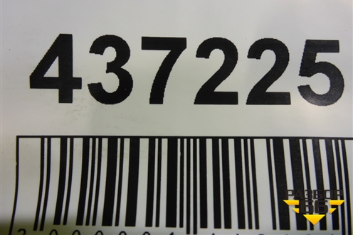 Накладка двери задней правой (после 2015г) (5757A410) для Mitsubishi Outlander с 2012-2024г (Аутлендер)