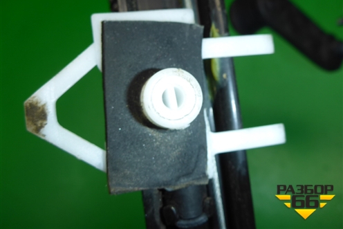 Стеклоподъёмник механический задний правый (046446910) для Fiat Albea с 2003г (Альбеа)