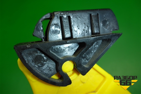 Ручка открывания капота (735303215) для Fiat Albea с 2003г (Альбеа)